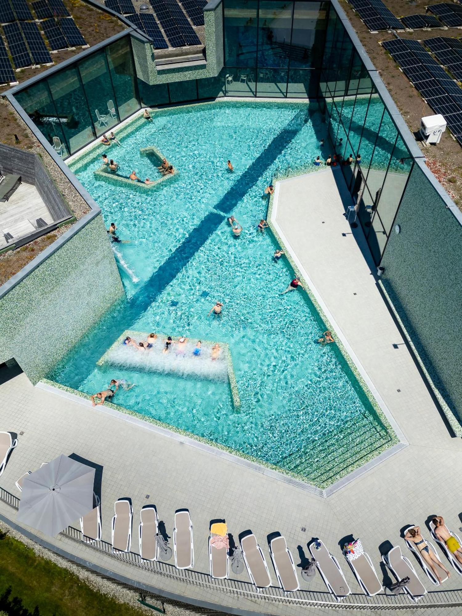 Hotel Cailler & Bains De La Gruyere Charmey Luaran gambar